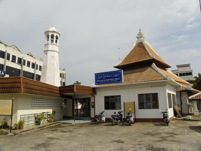 مسجد قرية هولو ماليزيا