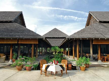 فندق ريباك مارينا بيتش في لانكاوي ماليزيا - Rebak Marina Resort, Langkawi 