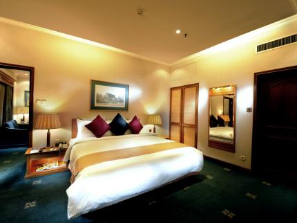  فندق ريفر سايد ماجيستك كوتشنج في ولاية سراواك ماليزيا - RIVERSIDE MAJESTIC Hotel Kuching Sarawak  