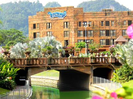 فندق تامبون المفقود في ايبوه ماليزيا - Lost World of Tambun Malaysia