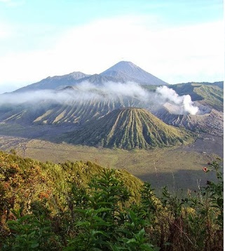 جبل برومو فى أندونيسيا 