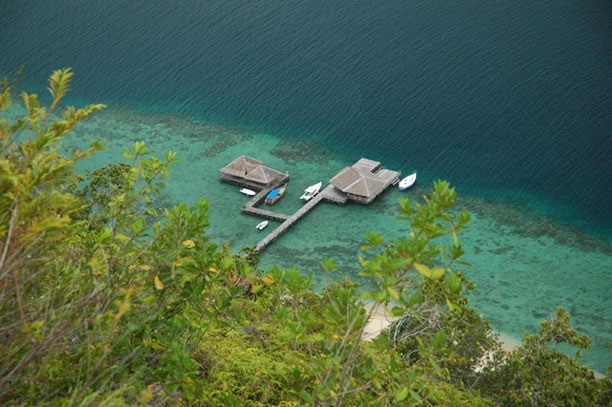 جزيرة كوباداك أندونيسيا